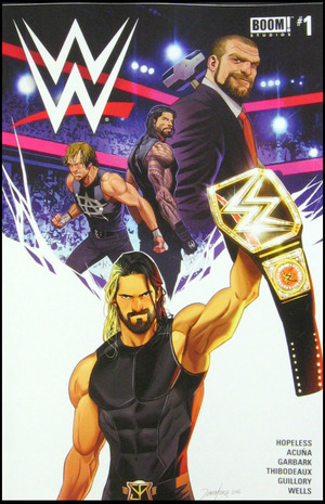 [WWE #1 (regular cover - Dan Mora)]
