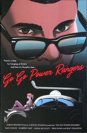 [Go Go Power Rangers #10 (variant movie cover - Natacha Bustos)]