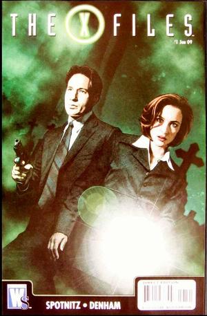 [X-Files (series 2) #1 (variant cover - Russell Walks)]