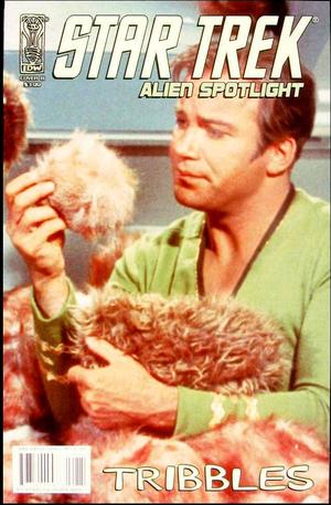 [Star Trek: Alien Spotlight #7: Tribbles (Cover B - photo)]
