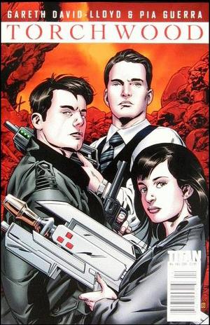 [Torchwood Comic Issue #4 (Cover A - Mark Buckingham)]