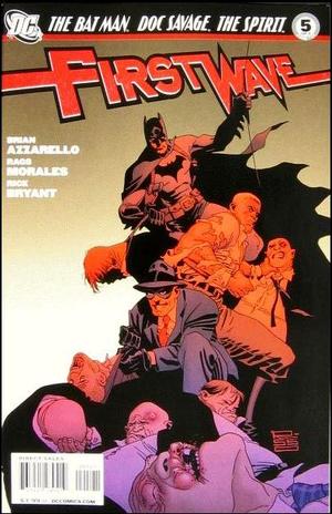 [First Wave 5 (variant cover - Eduardo Risso)]