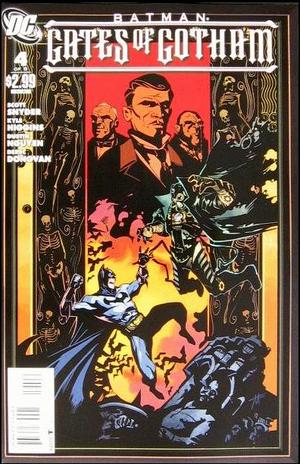 [Batman: Gates of Gotham 4 (standard cover - Trevor McCarthy)]