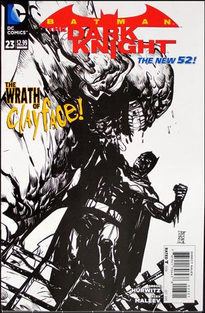 [Batman: The Dark Knight (series 2) 23 (variant sketch cover)]