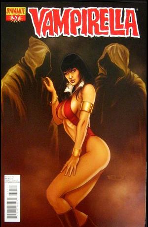 [Vampirella (series 4) #37 (Fabiano Neves cover)]