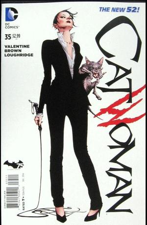 [Catwoman (series 4) 35 (standard cover - Jae Lee)]