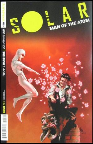 [Solar, Man of the Atom (series 3) #10 (Variant Subscription Cover - Jonathan Lau)]