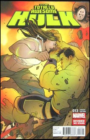 [Totally Awesome Hulk No. 13 (variant Divided We Stand cover - Elizabeth Torque)]
