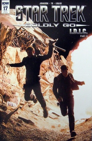[Star Trek: Boldly Go #17 (Retailer Incentive Cover A - photo)]