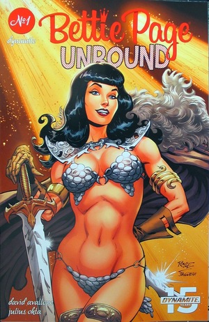 [Bettie Page - Unbound #1 (Cover A - John Royle)]