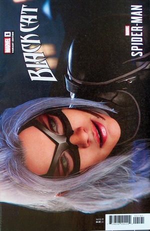 [Black Cat (series 2) No. 1 (1st printing, variant videogame cover)]