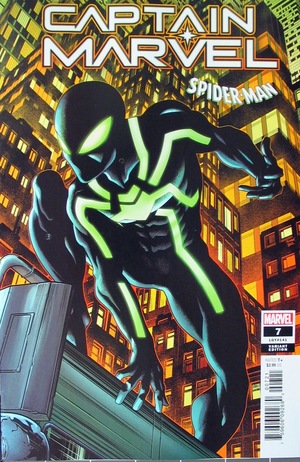 [Captain Marvel (series 11) No. 7 (variant Spider-Man cover - Mike McKone)]