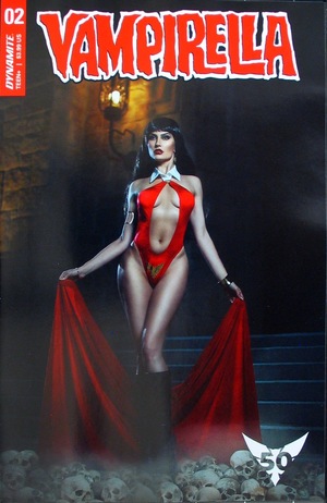 [Vampirella (series 8) #2 (Cover E - Cosplay)]