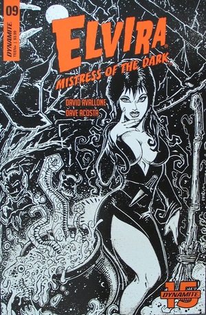 [Elvira Mistress of the Dark (series 2) #9 (Retailer Incentive B&W Cover - Kevin Eastman)]