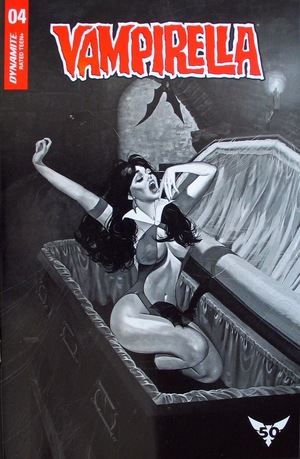 [Vampirella (series 8) #4 (Retailer Incentive B&W Cover - Fay Dalton)]