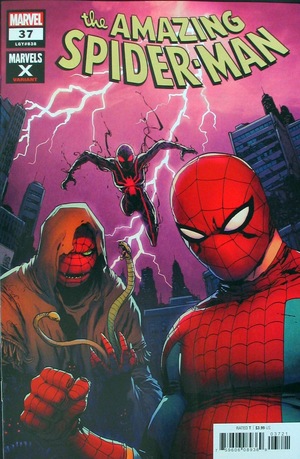 [Amazing Spider-Man (series 5) No. 37 (variant Marvels X cover - Giuseppe Camuncoli)]