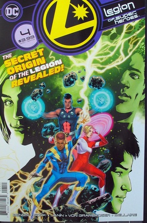 [Legion of Super-Heroes (series 8) 4 (standard cover - Travis Moore)]