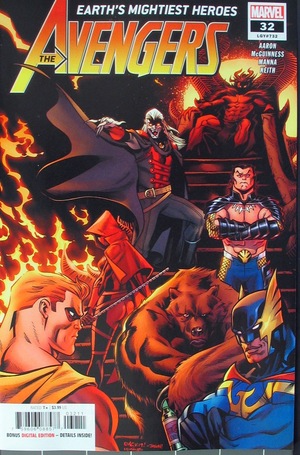 [Avengers (series 7) No. 32 (standard cover - Ed McGuinness)]
