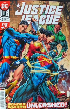 [Justice League (series 4) 43 (standard cover - Bryan Hitch)]