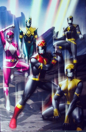 [Power Rangers #1 (1st printing, variant One-Per-Store cover - Jung-Geun Yoon wraparound)]