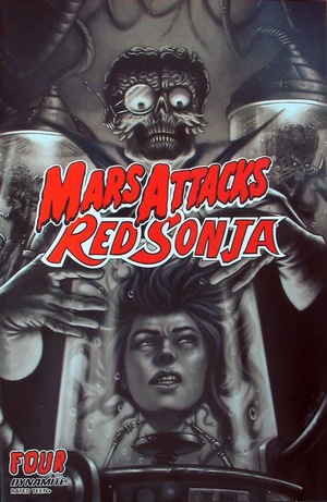 [Mars Attacks / Red Sonja #4 (Bonus FOC Incentive Grayscale Cover - Luca Strati)]