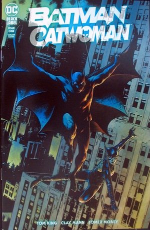 [Batman / Catwoman 1 (variant cover - Travis Charest)]