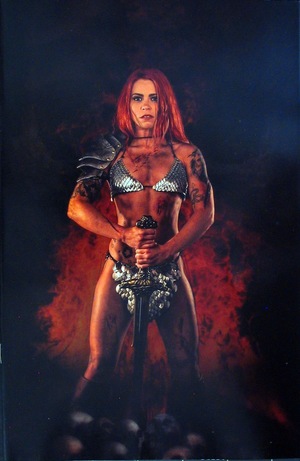 [Red Sonja: The Price of Blood #1 (Retailer Incentive Virgin Cosplay Cover)]