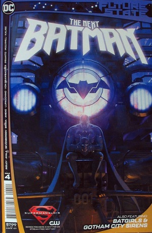[Future State: The Next Batman 4 (standard cover - Ladronn)]