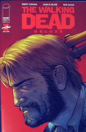 [Walking Dead Deluxe #12 (1st printing, variant cover - Tony Moore)]