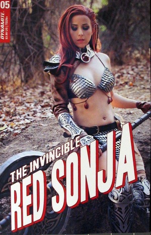 [Invincible Red Sonja #5 (Cover E - Cosplay)]