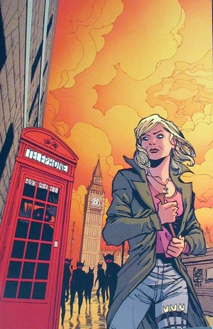 [Buffy the Last Vampire Slayer #1 (1st printing, variant Old Buffy cover - Giuseppe Camuncoli)]