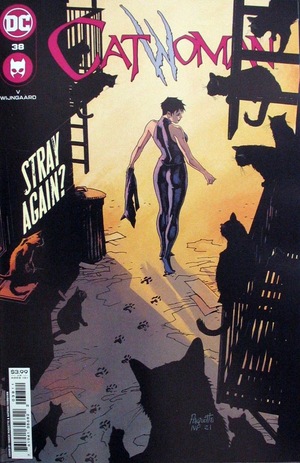 [Catwoman (series 5) 38 (standard cover - Yanick Paquette)]