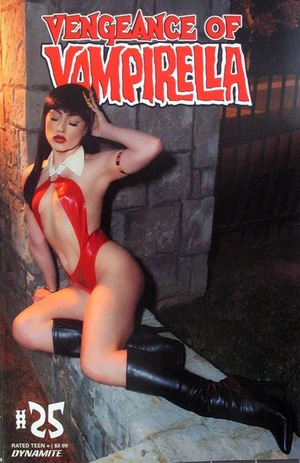 [Vengeance of Vampirella (series 2) #25 (misprint edition, Cover D - Cosplay)]