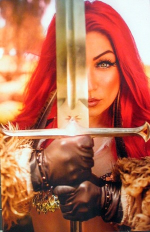 [Invincible Red Sonja #7 (Cover H - Virgin Cosplay Incentive)]