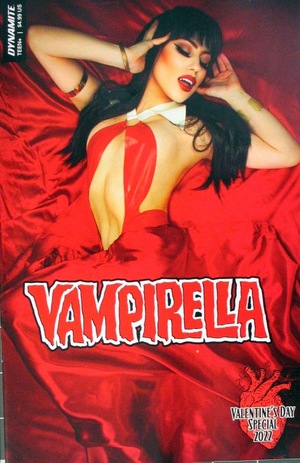 [Vampirella - Valentine's Day Special 2022 (Cover C - Cosplay)]