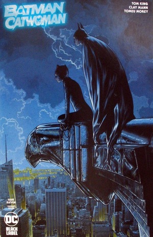 [Batman / Catwoman 11 (variant cover - Travis Charest)]