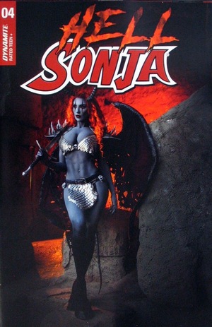 [Hell Sonja #4 (Cover E - Cosplay)]