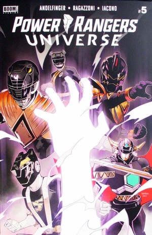 [Power Rangers Universe #5 (regular cover - Dan Mora)]