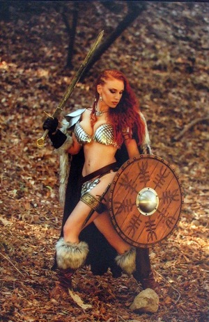[Immortal Red Sonja #2 (Cover H - Cosplay Full Art Incentive)]