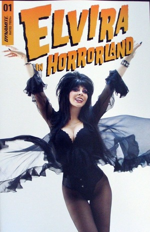 [Elvira in Horrorland #1 (Cover D - Photo)]