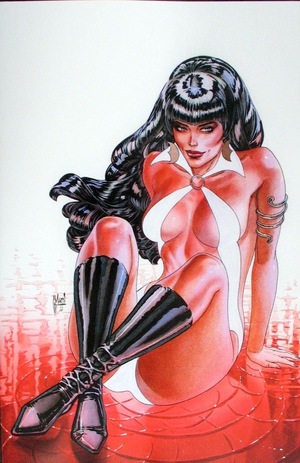 [Vampirella: Year One #1 (Cover M - Guillem March Full Art Incentive)]