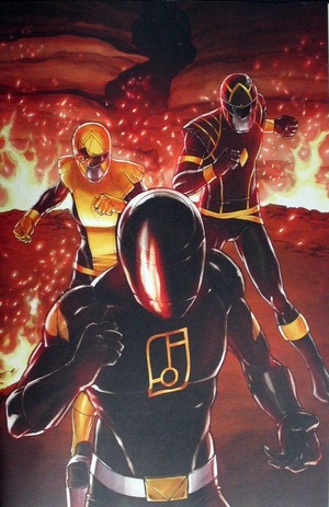 [Power Rangers #22 (variant full art cover - Guillaume Martinez)]