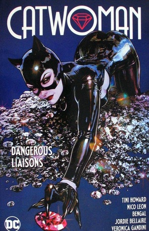 [Catwoman (series 5.1) Vol. 1: Dangerous Liaisons (SC)]