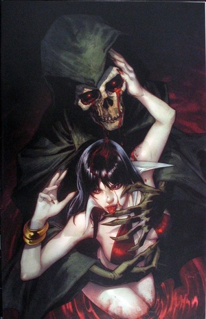 [Vampirella Strikes (series 3) #3 (Cover J - Stephen Segovia Full Art Incentive)]