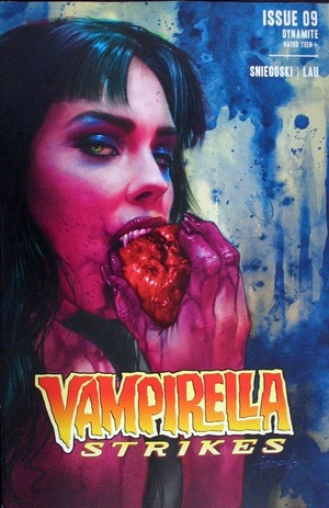 [Vampirella Strikes (series 3) #9 (Cover M - Lucio Parrillo Ultraviolet)]