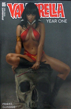 [Vampirella: Year One #5 (Cover C - Celina)]