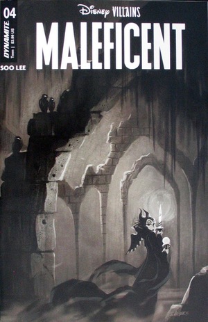 [Disney Villains: Maleficent #4 (Cover Q - Jennifer L. Meyer B&W Incentive)]
