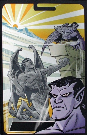 [Gargoyles - Dark Ages #3 (Cover J - Action Figure Full Art Incentive)]