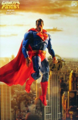 [Batman / Superman: World's Finest 21 (Cover D - Hush Superman McFarlane Toys)]