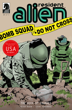 [Resident Alien - The Book of Changes #4 (Cover A - Steve Parkhouse)]